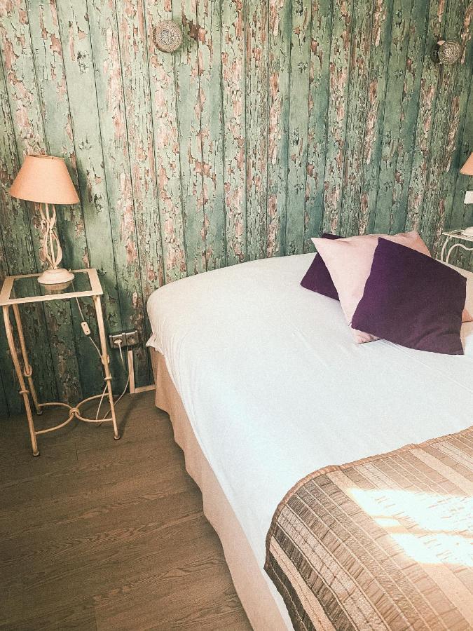 Auberge Des Pins Tourrettes Eksteriør bilde