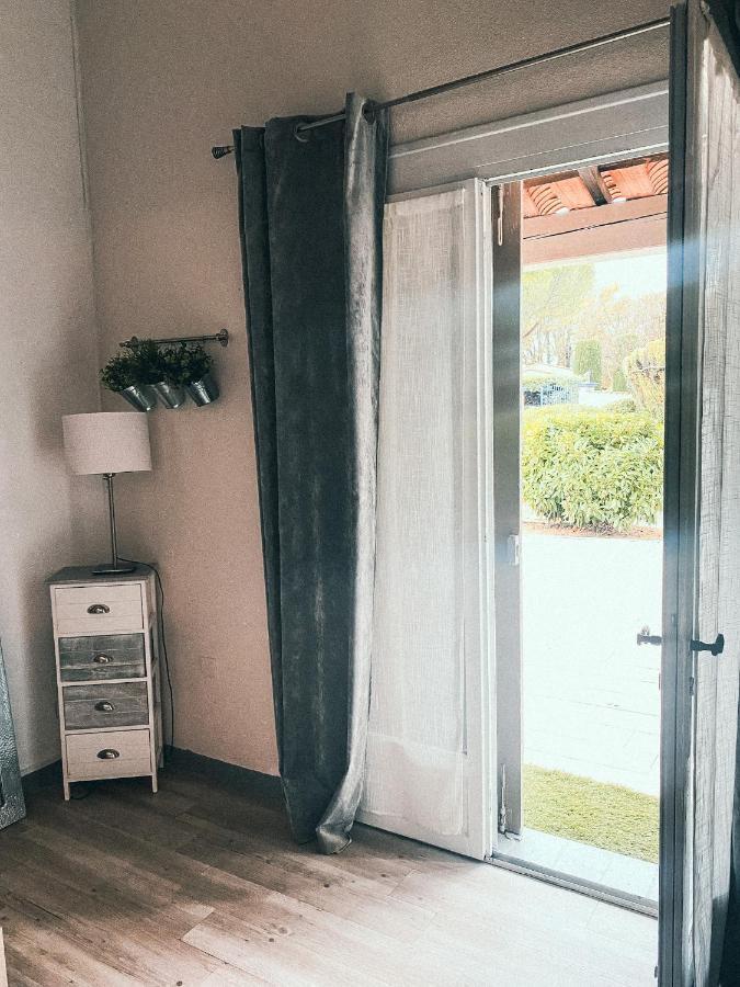 Auberge Des Pins Tourrettes Eksteriør bilde