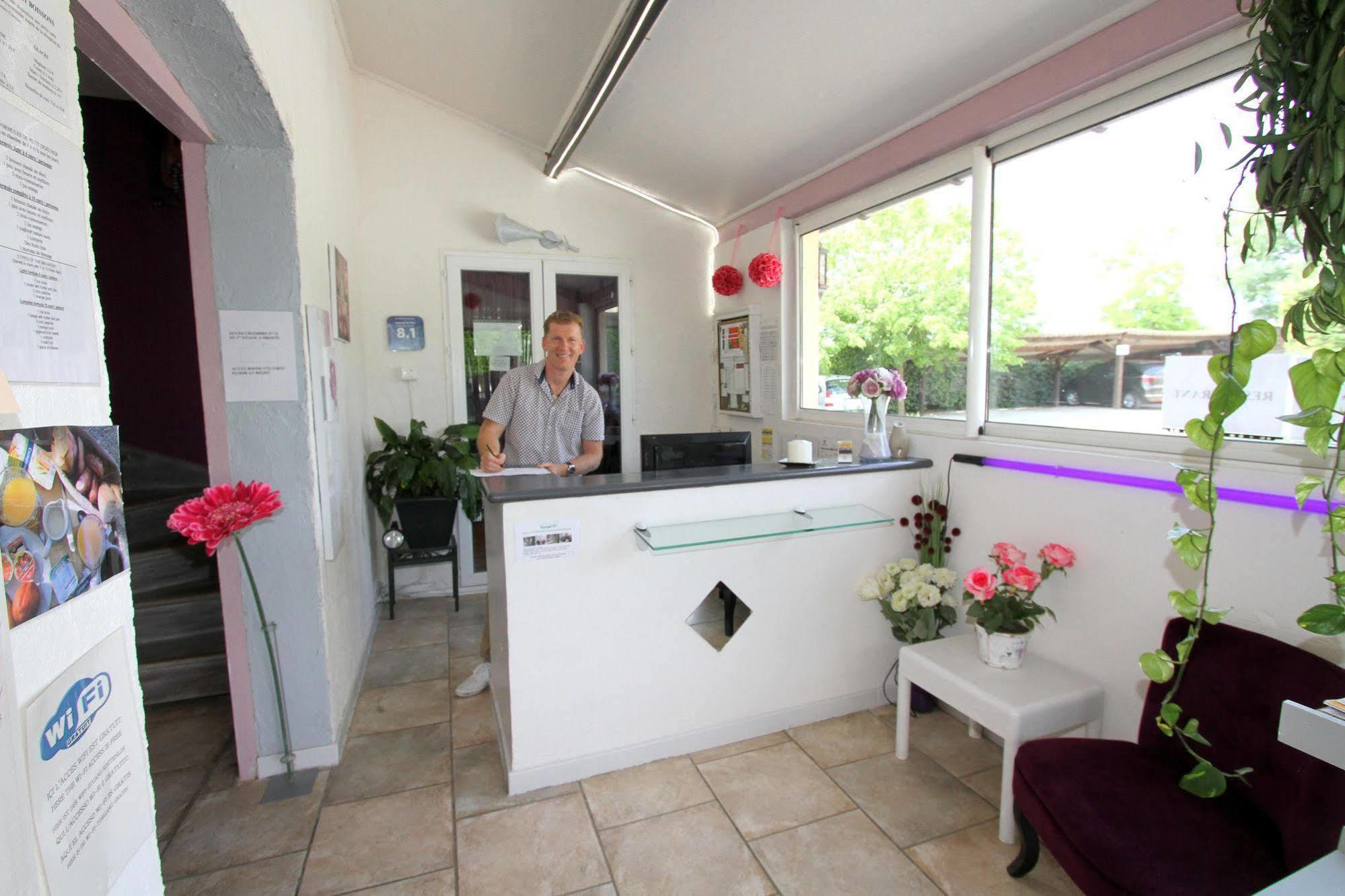 Auberge Des Pins Tourrettes Eksteriør bilde
